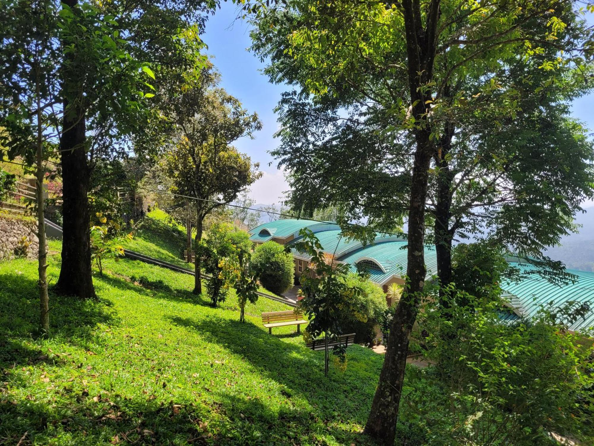 Windale Resorts Pooppara 外观 照片